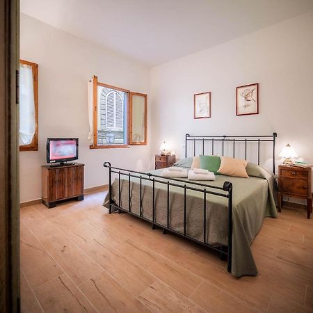 Novella Benedicta Apartments Florence Exterior photo