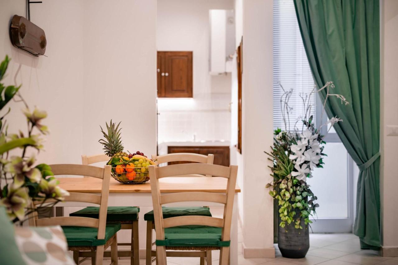 Novella Benedicta Apartments Florence Exterior photo