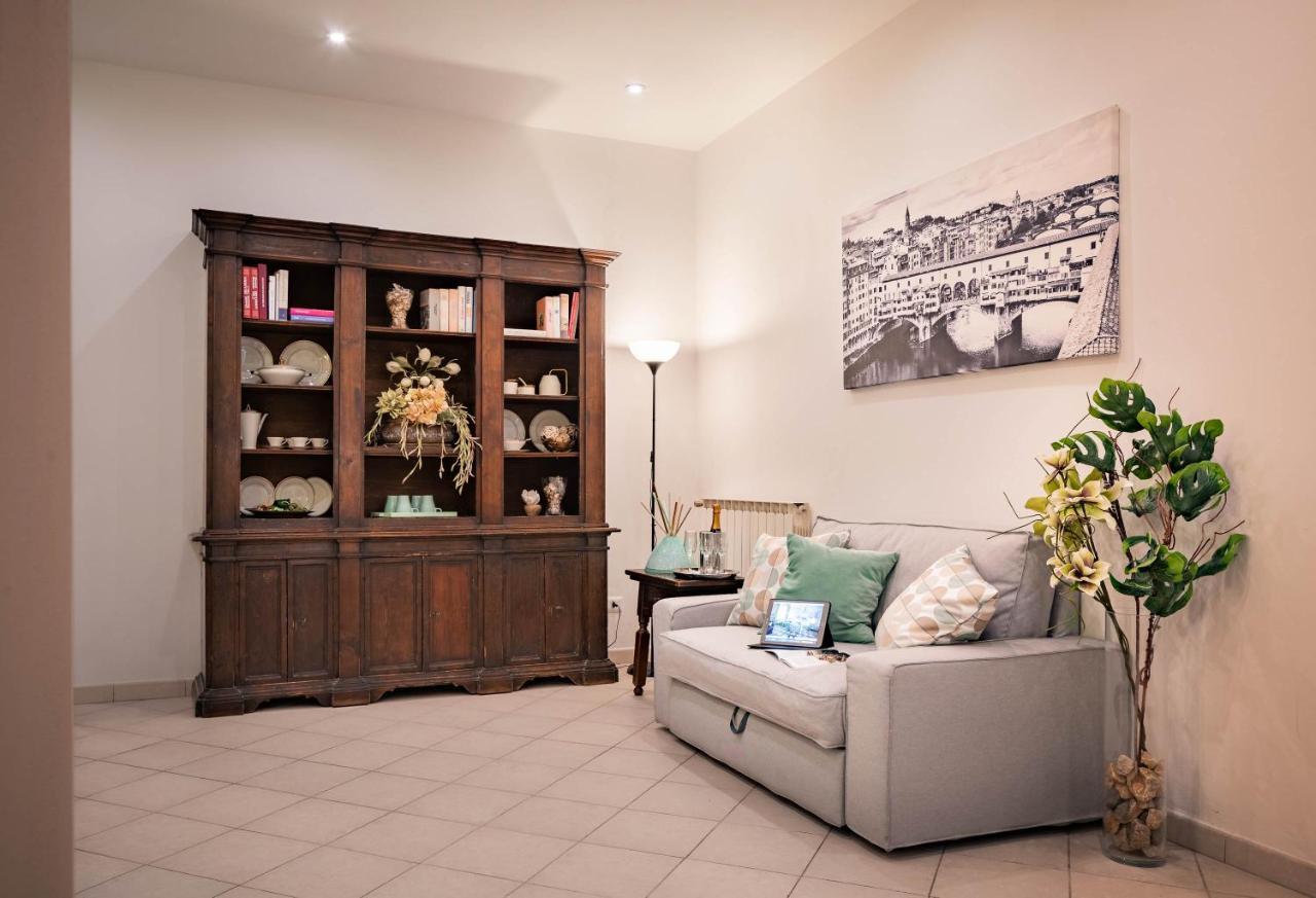 Novella Benedicta Apartments Florence Exterior photo